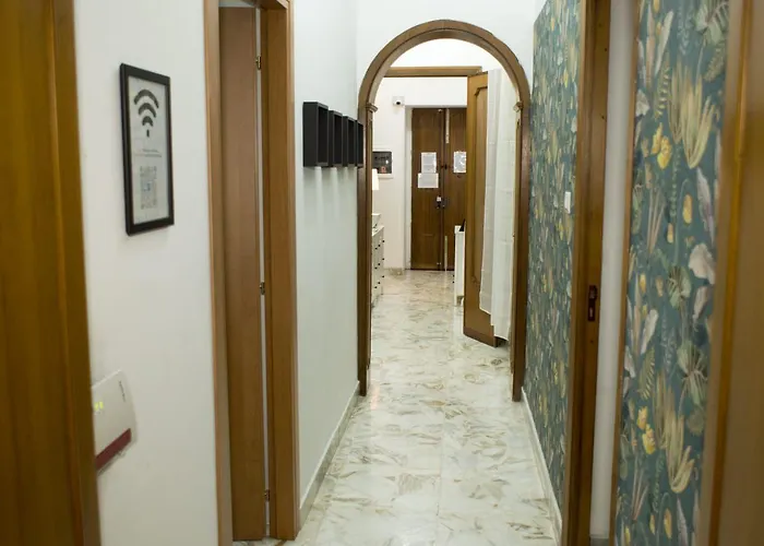 Mi Casa Tu Casa - 招待所 卡塔尼亚