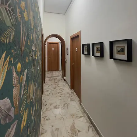 Mi Casa Tu Casa - *